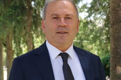Zimmet davasında eski belediye başkanı dahil 3 sanığa hapis cezası