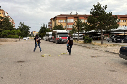 Tartıştığı kişiyi, sokak ortasında tabancayla vurup, kaçtı